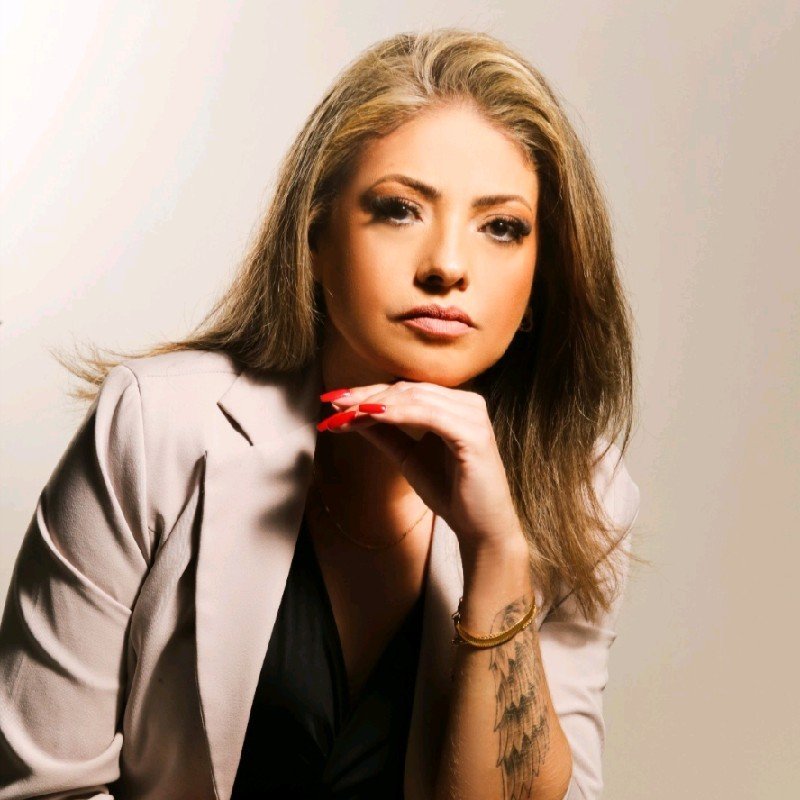 Elaine Povoas - Mel Stolka